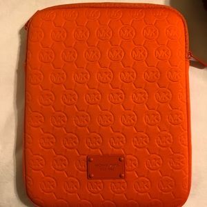 Michael Kors Sleev (Ipad/Tablet)